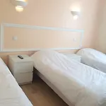 Andre Gill Hotel 2*