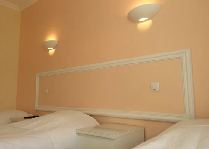 Andre Gill باريس