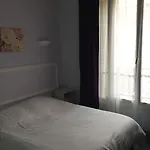 Andre Gill Hotel 2*