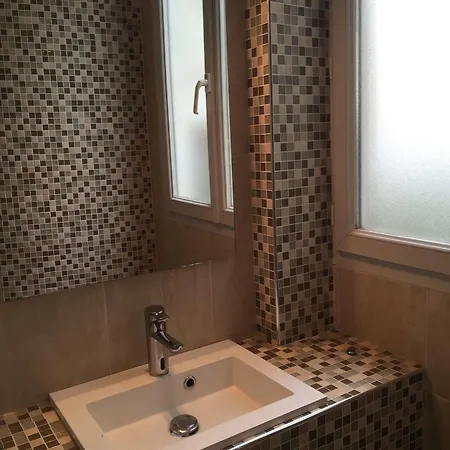 Andre Gill ホテル