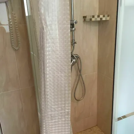 Andre Gill 2* パリ