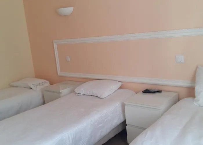 Andre Gill باريس