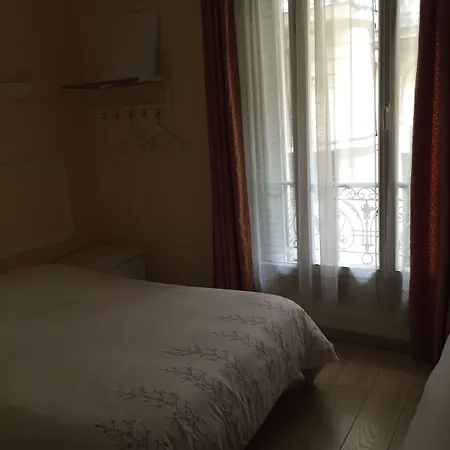 Andre Gill 2* Paris