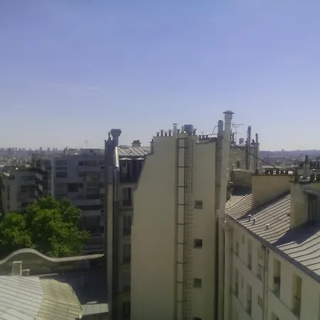 Andre Gill Otel Paris